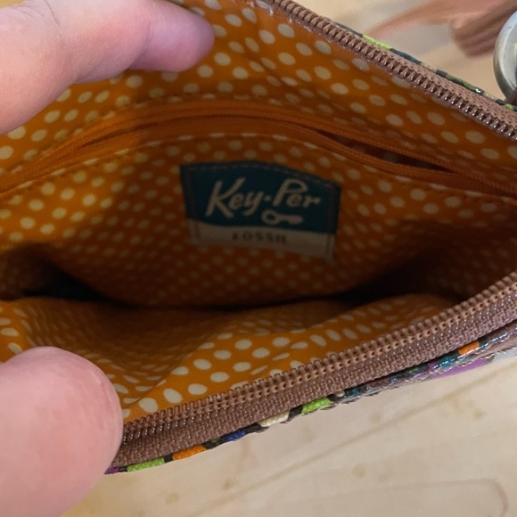 Fossil Key-Per Oil Cloth Crossbody - Picture 7 of 10